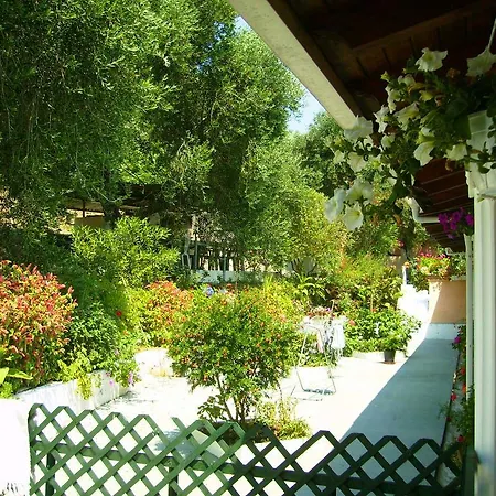 Marika Garden * Moraḯtika