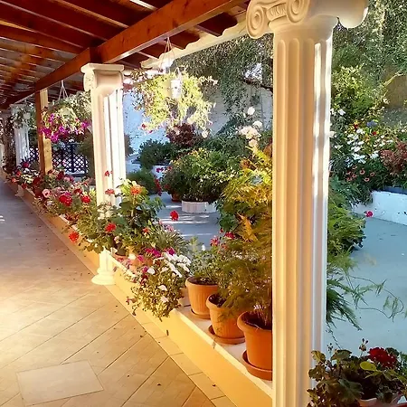 Апартаменты Marika Garden *